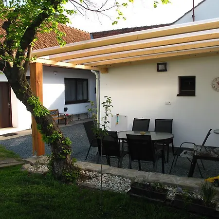 Chalupa U Vinare Radejov Exterior photo